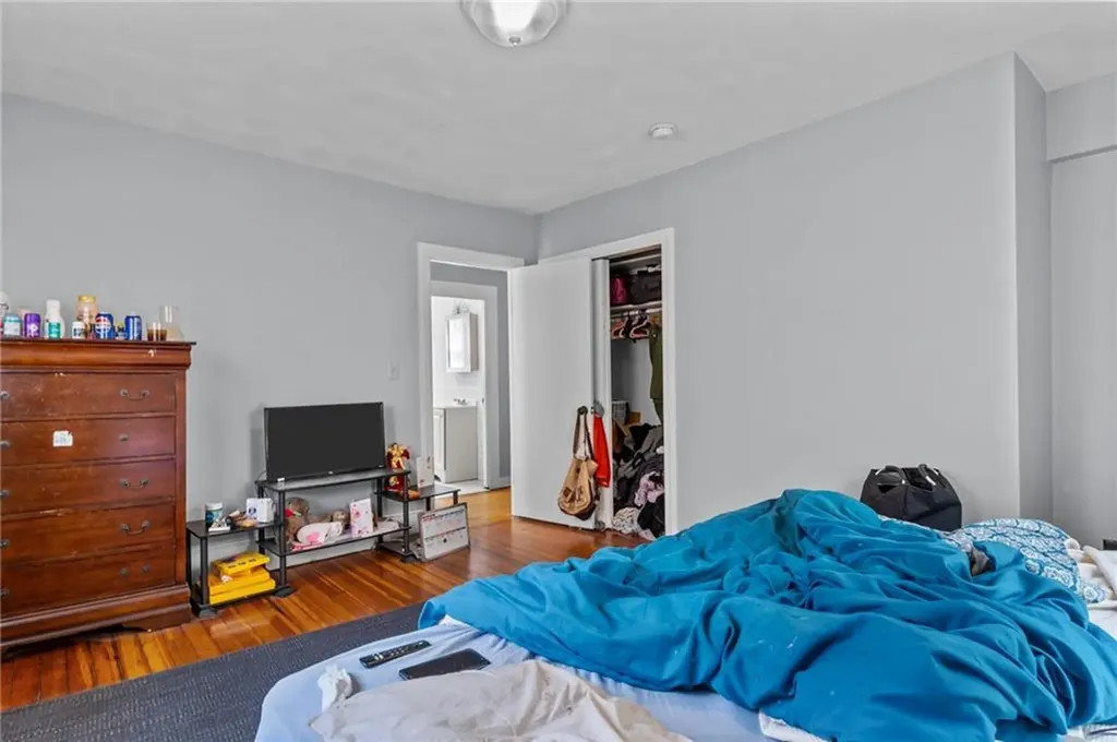 687 689 Charles Street Providence RI 02904