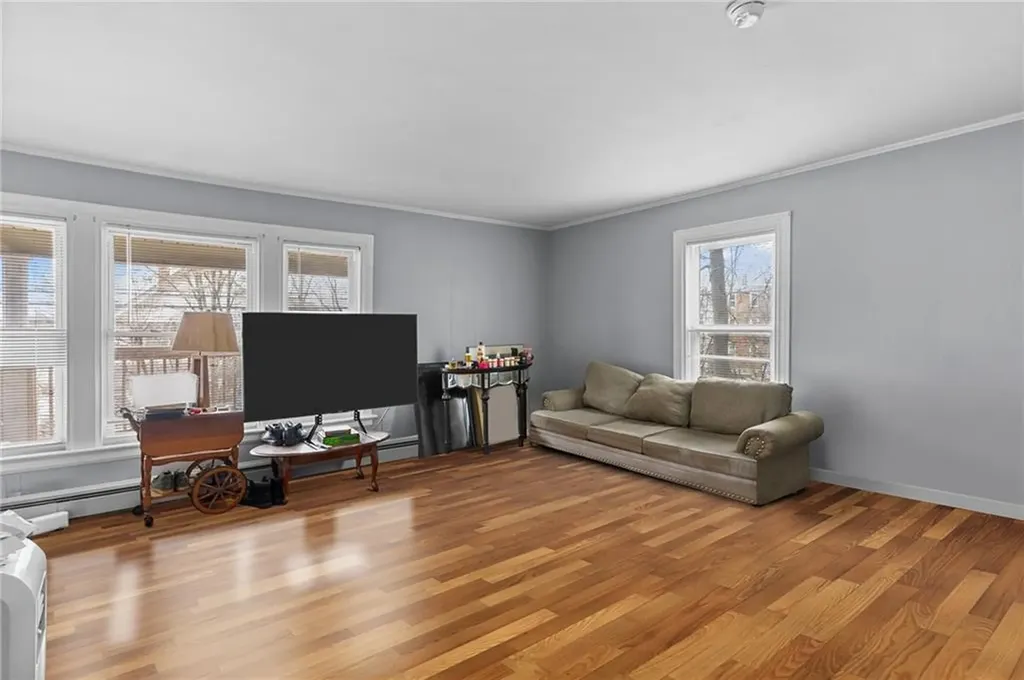 687 689 Charles Street Providence RI 02904