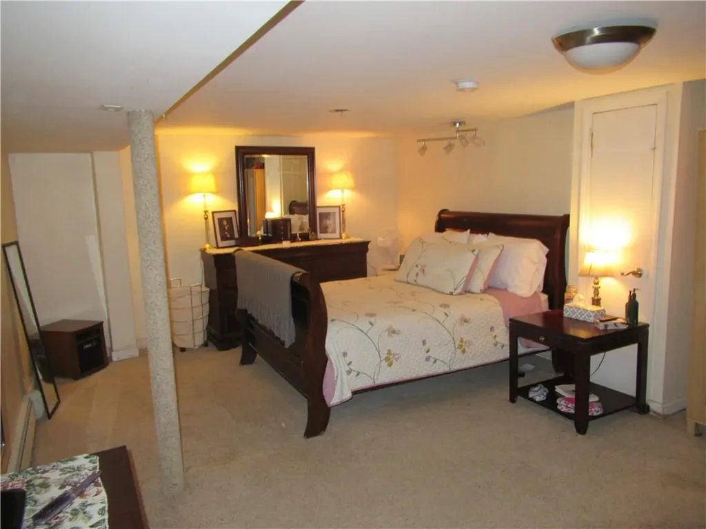 184 186 Gladstone Street Cranston RI 02920