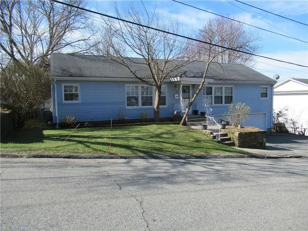 184 186 Gladstone Street Cranston RI 02920