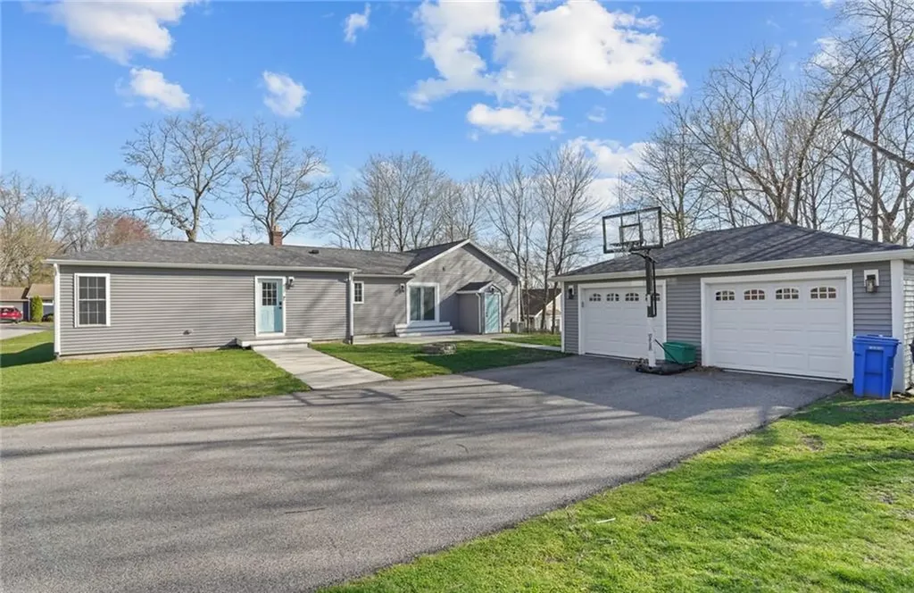201 Kay Street Cumberland RI 02864