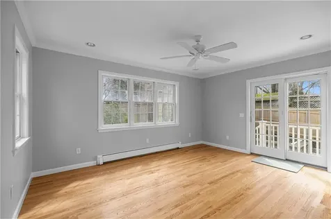 17 Bayside Avenue Newport RI 02840