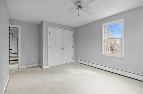 17 Bayside Avenue Newport RI 02840