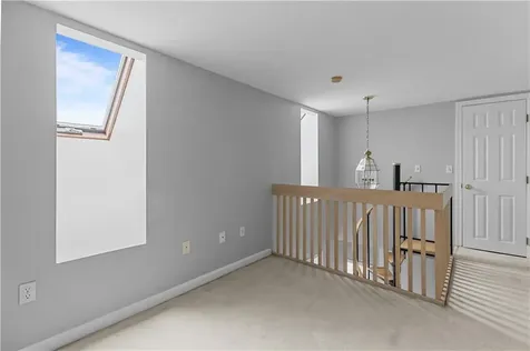 17 Bayside Avenue Newport RI 02840