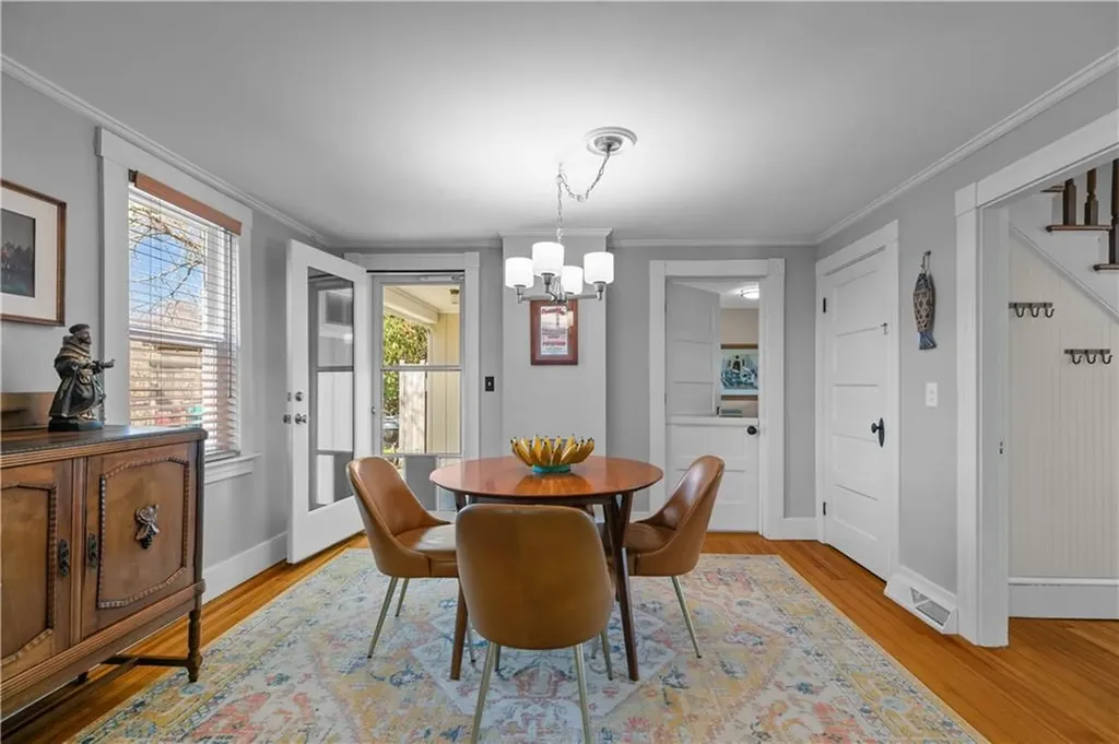 52 Ladeira Avenue Portsmouth RI 02871
