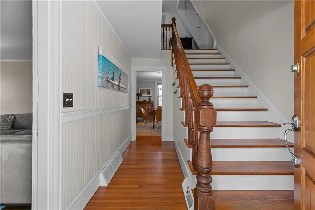52 Ladeira Avenue Portsmouth RI 02871