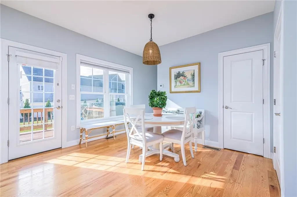 16 Weston Avenue North Kingstown RI 02852