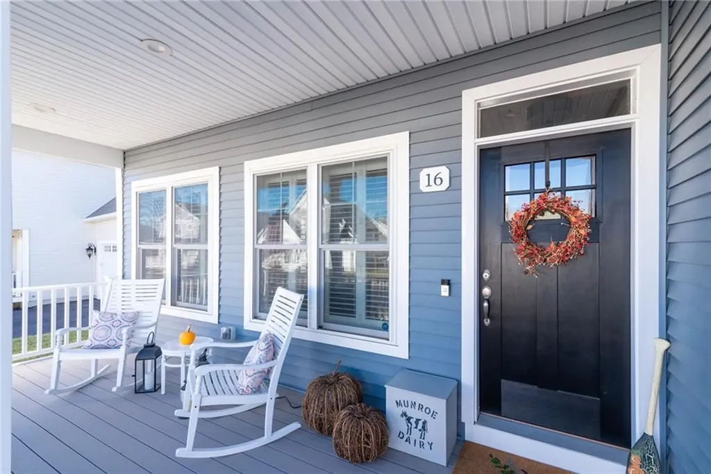 16 Weston Avenue North Kingstown RI 02852