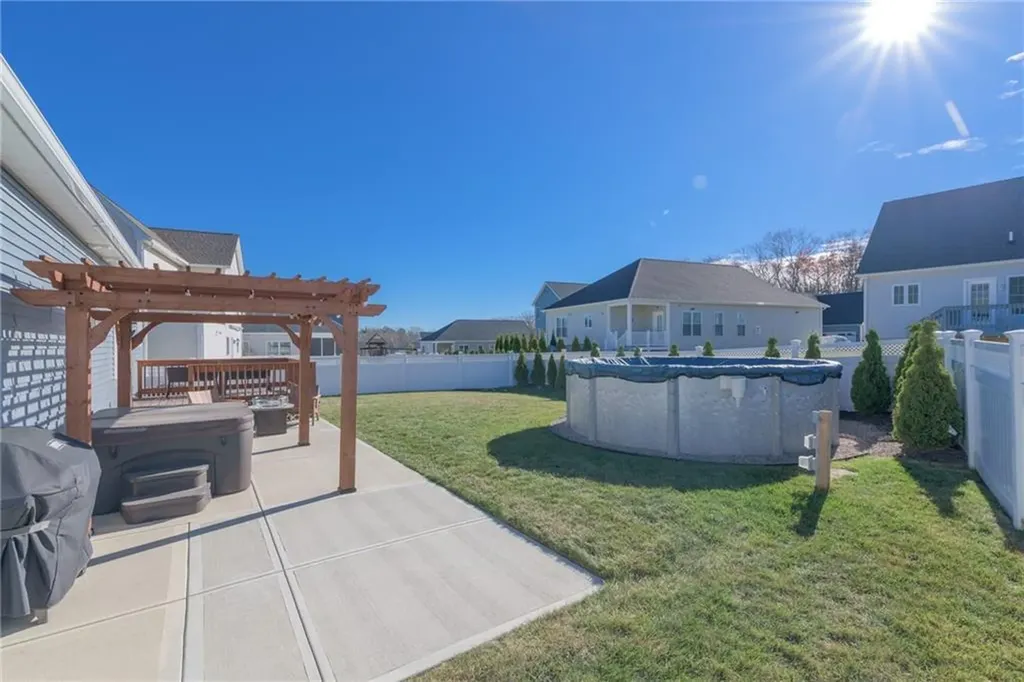 16 Weston Avenue North Kingstown RI 02852