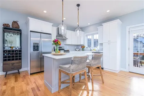 16 Weston Avenue North Kingstown RI 02852