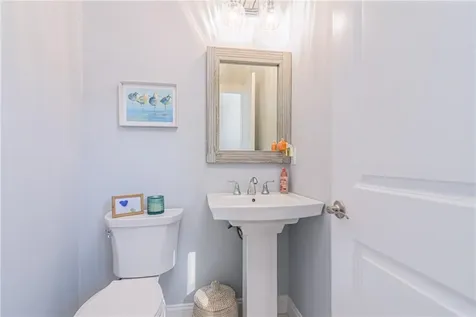 16 Weston Avenue North Kingstown RI 02852