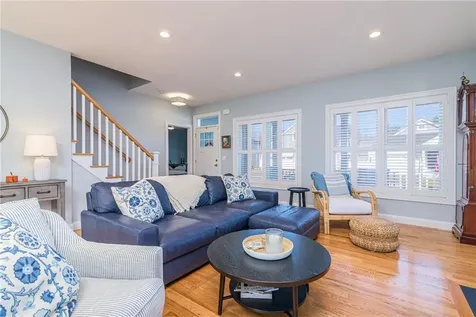 16 Weston Avenue North Kingstown RI 02852