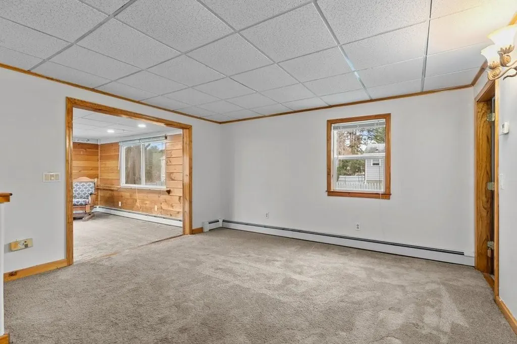 28 Blackrock Road Coventry RI 02816