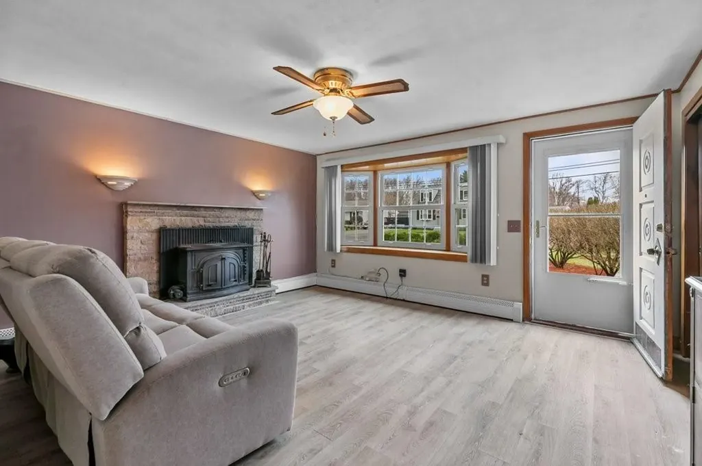 28 Blackrock Road Coventry RI 02816