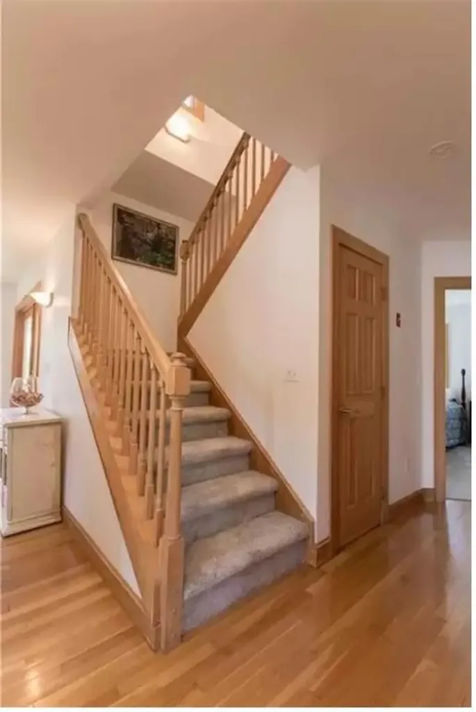 9 Rosita Avenue Bristol RI 02809