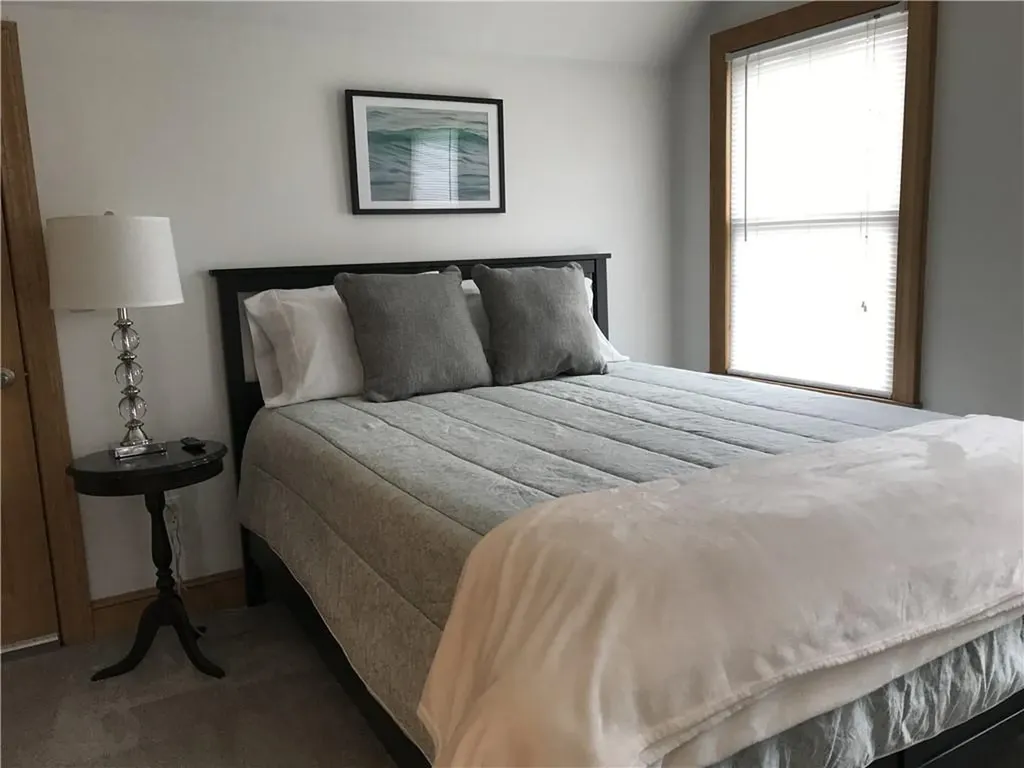 9 Rosita Avenue Bristol RI 02809