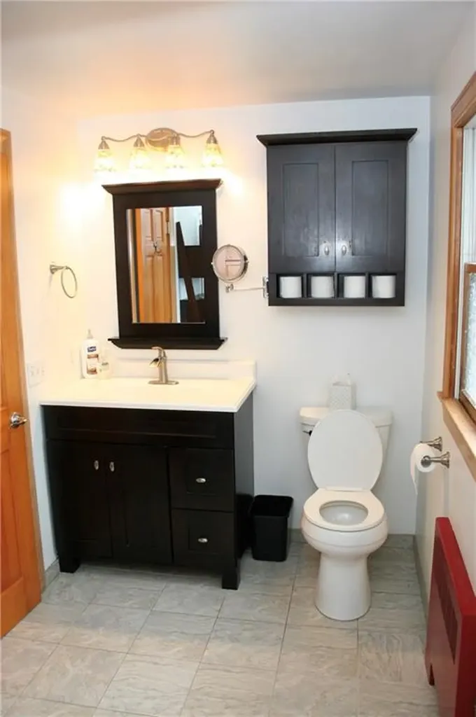 9 Rosita Avenue Bristol RI 02809