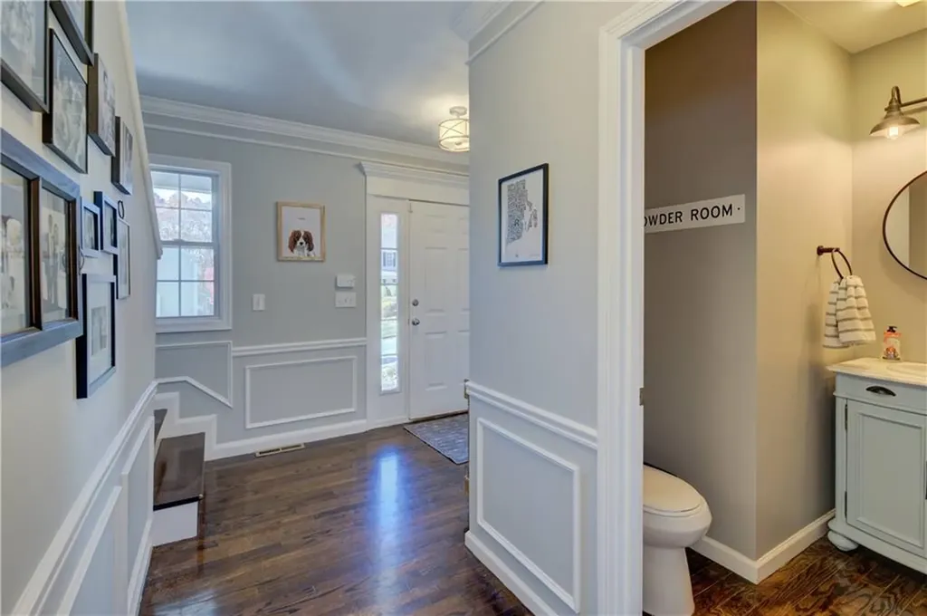 36 Anne C Holst Court Warwick RI 02886