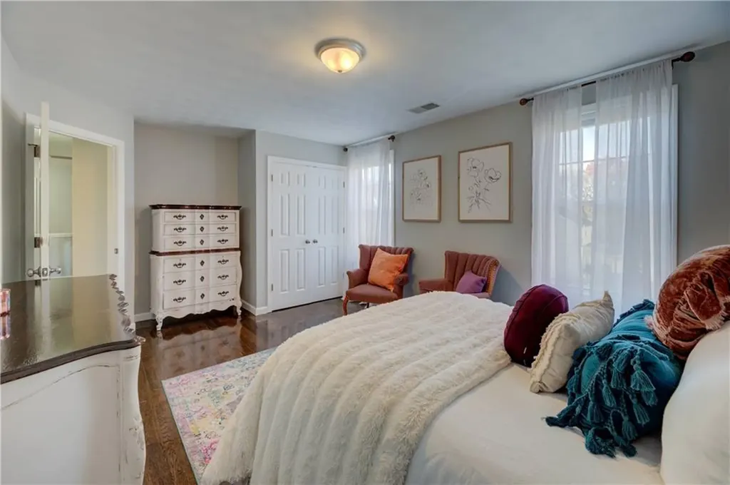 36 Anne C Holst Court Warwick RI 02886