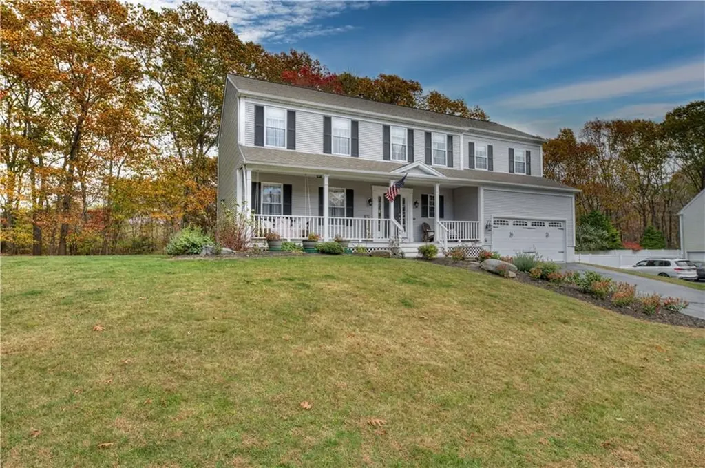 36 Anne C Holst Court Warwick RI 02886