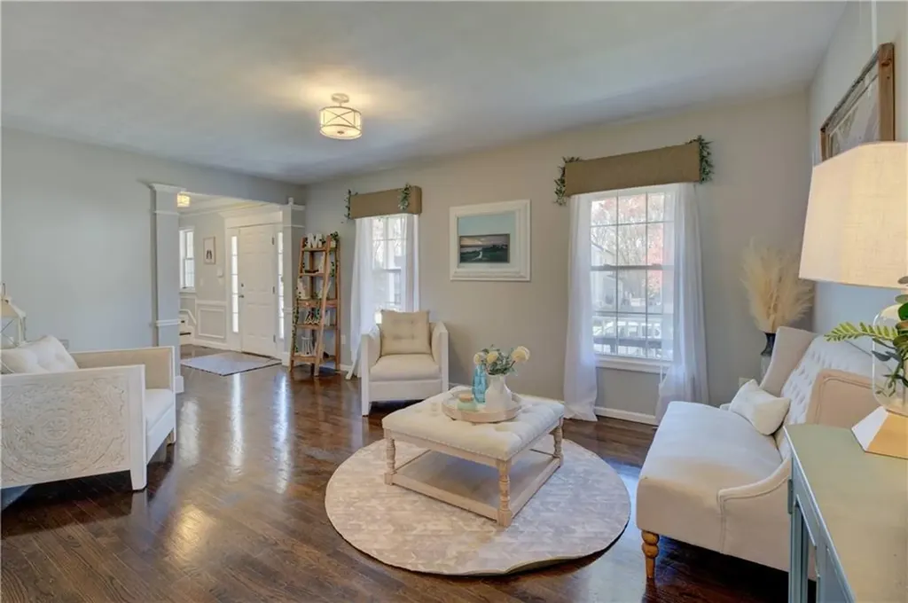 36 Anne C Holst Court Warwick RI 02886