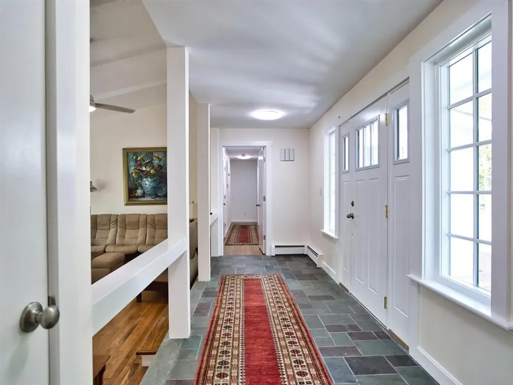 58 Leonard Drive Tiverton RI 02878