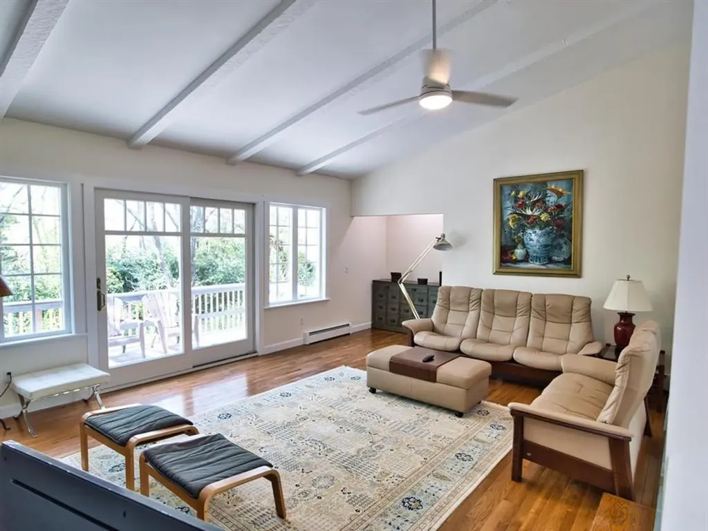 58 Leonard Drive Tiverton RI 02878