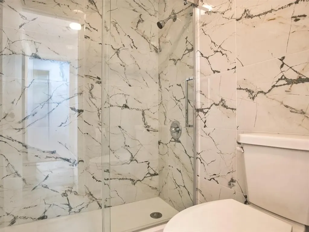 58 Leonard Drive Tiverton RI 02878