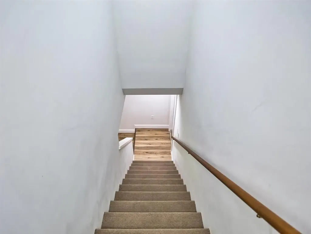 58 Leonard Drive Tiverton RI 02878