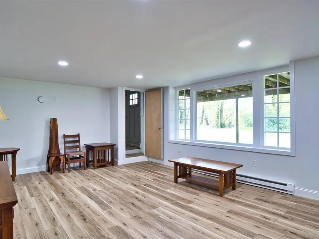 58 Leonard Drive Tiverton RI 02878