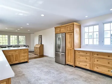 58 Leonard Drive Tiverton RI 02878