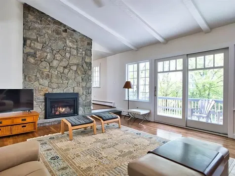 58 Leonard Drive Tiverton RI 02878