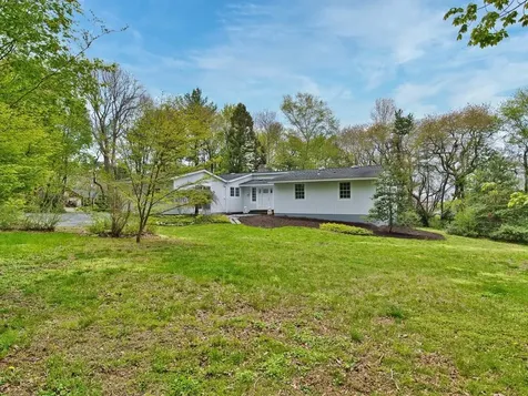 58 Leonard Drive Tiverton RI 02878