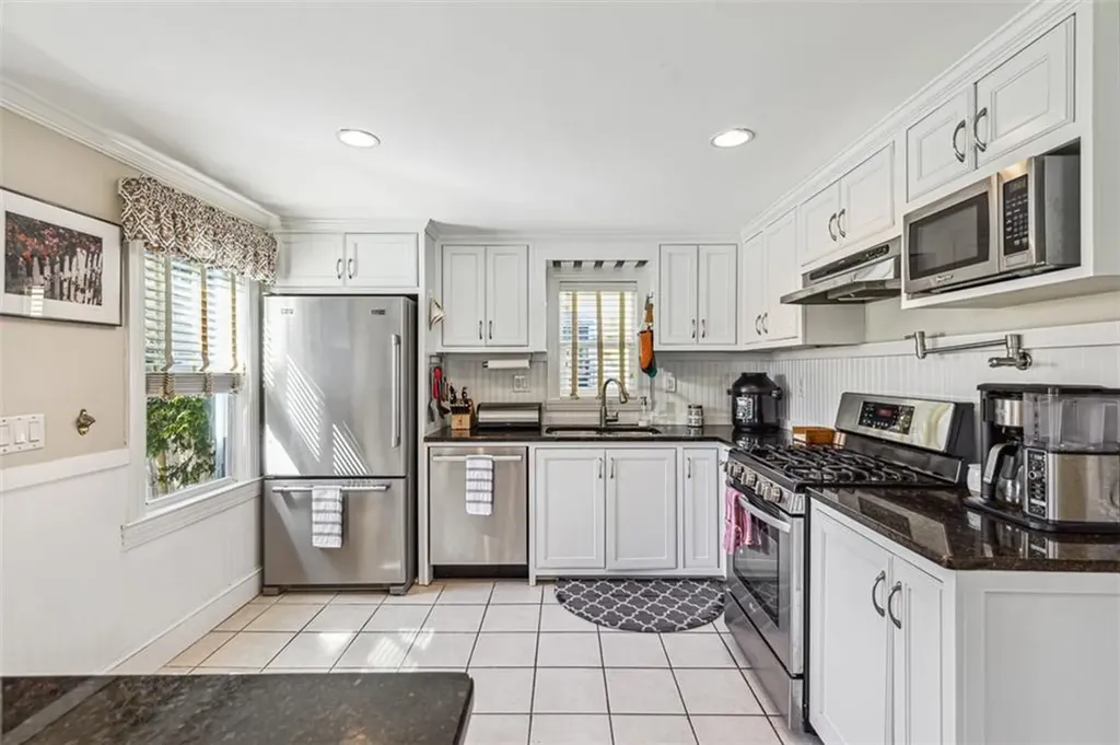 34 Walter Street Barrington RI 02806