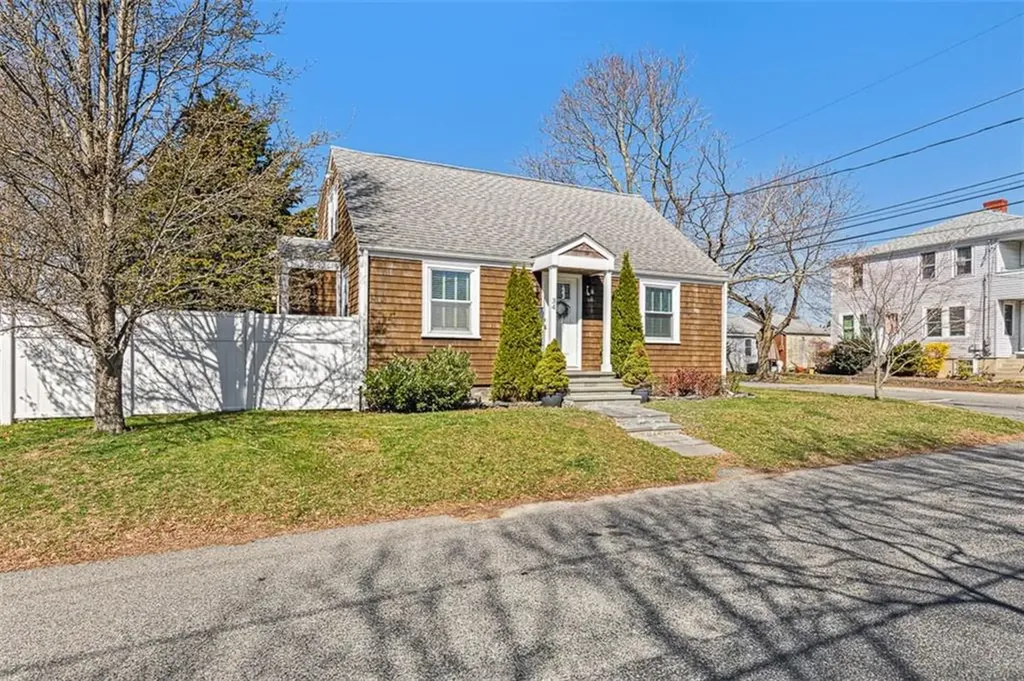 34 Walter Street Barrington RI 02806
