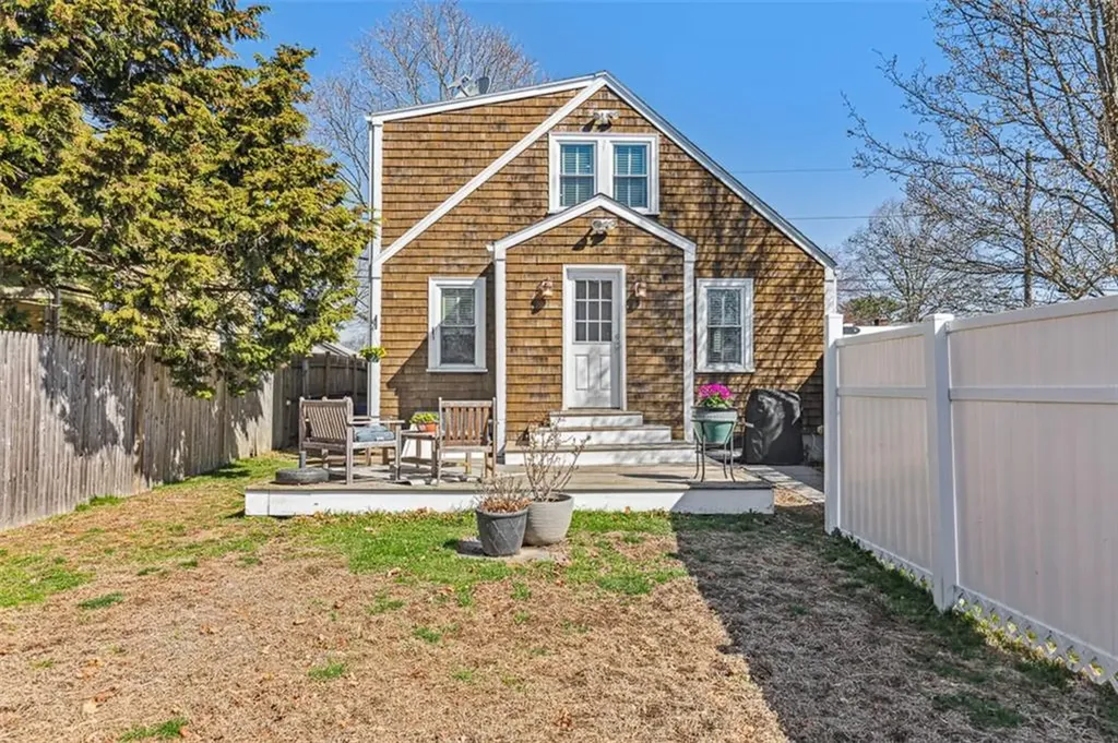34 Walter Street Barrington RI 02806