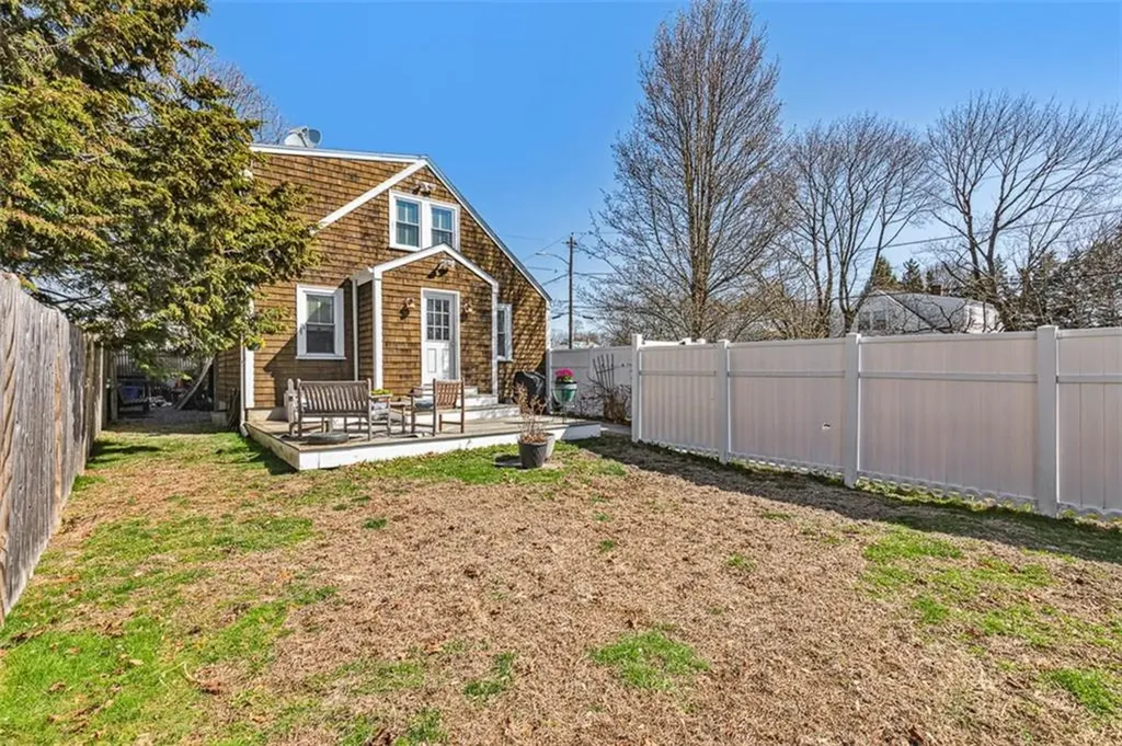 34 Walter Street Barrington RI 02806