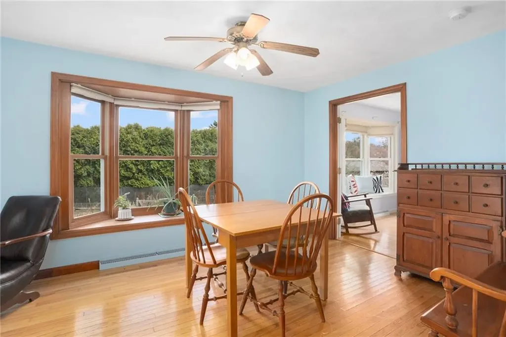 9 Lakeside Drive Narragansett RI 02882