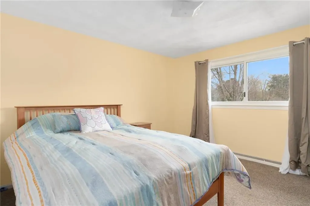 9 Lakeside Drive Narragansett RI 02882