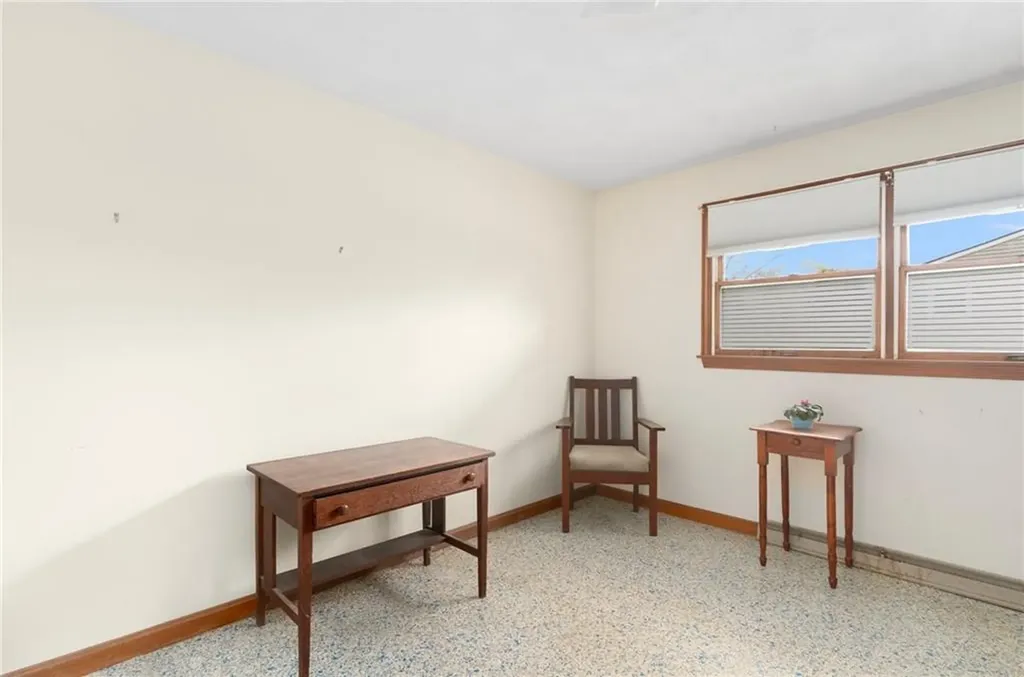 9 Lakeside Drive Narragansett RI 02882