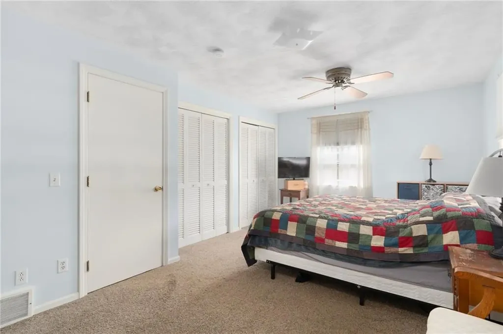 9 Lakeside Drive Narragansett RI 02882