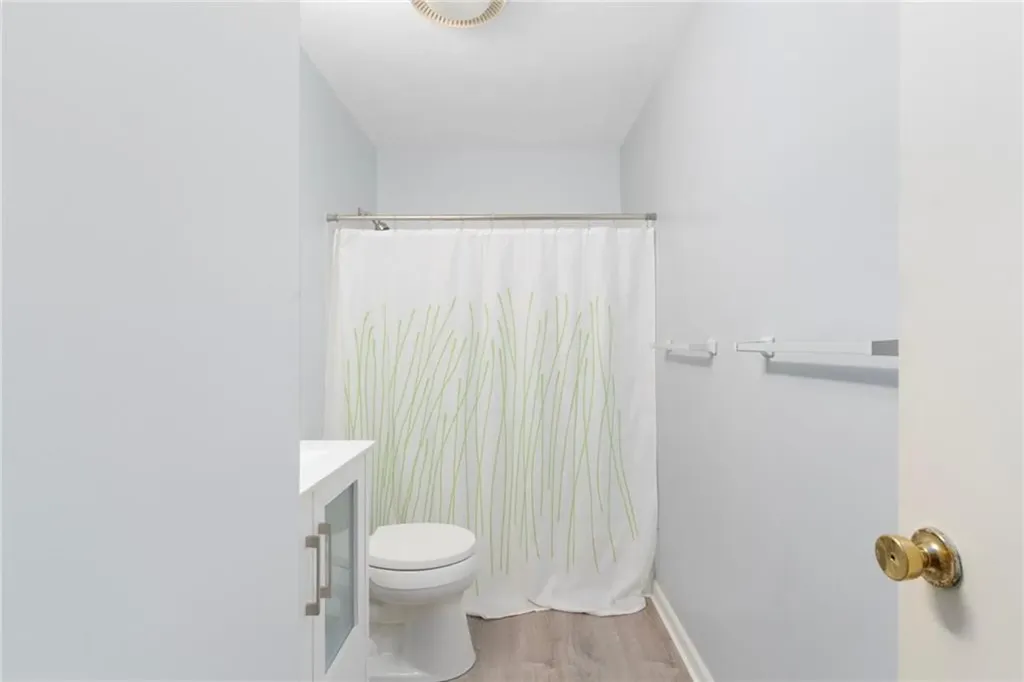 9 Lakeside Drive Narragansett RI 02882