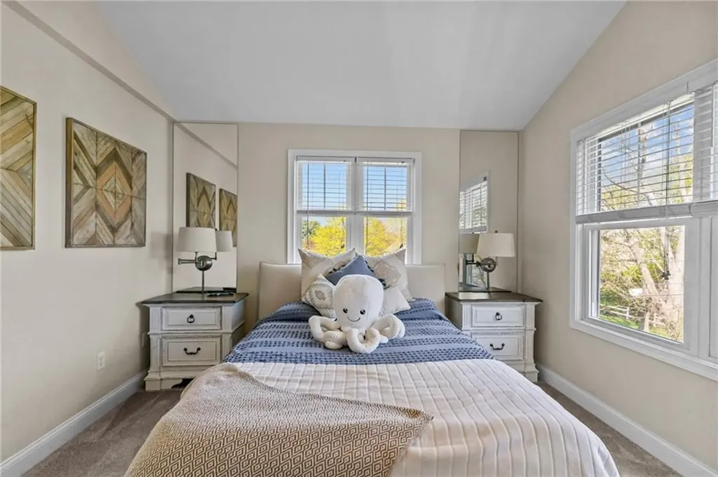 38 Economy Avenue Warwick RI 02889