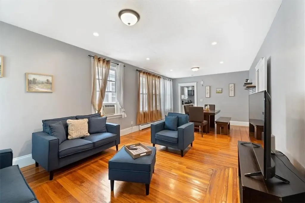 116 Westwood Avenue Cranston RI 02905