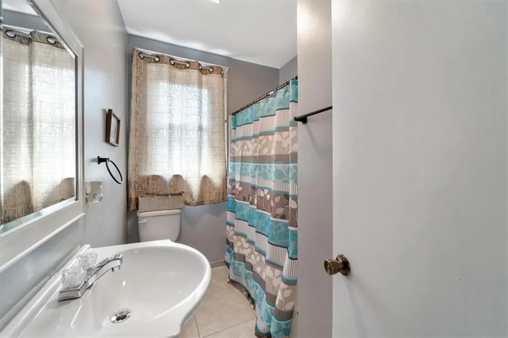116 Westwood Avenue Cranston RI 02905