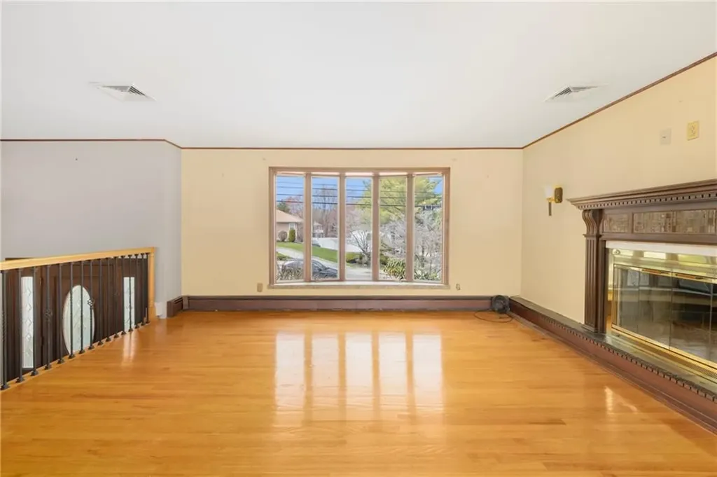 22 Cherry Hill Road Johnston RI 02919
