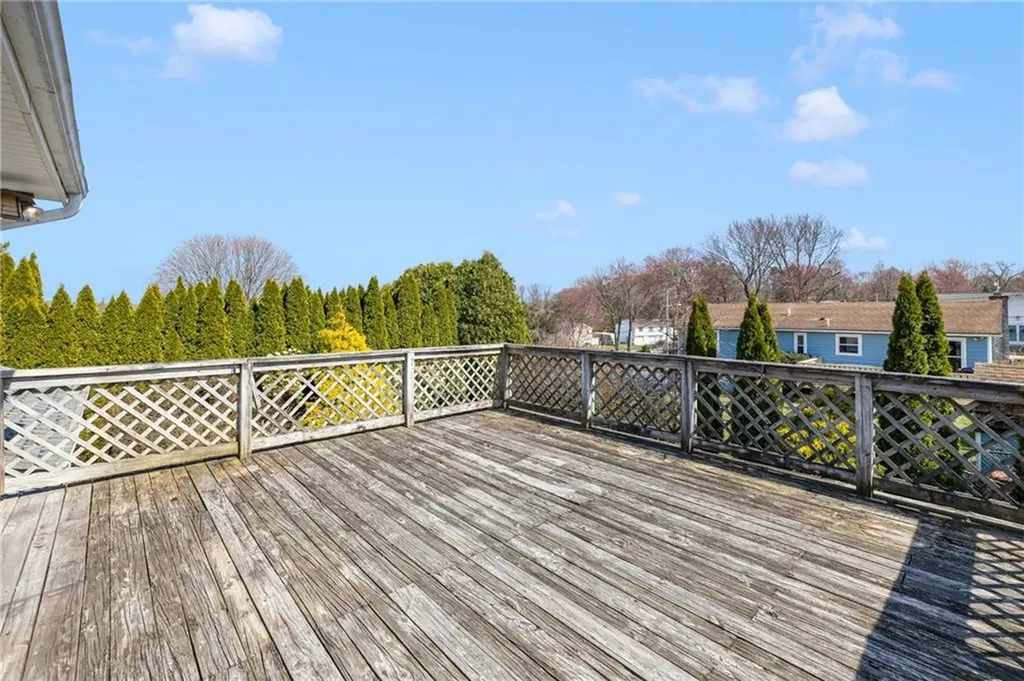 22 Cherry Hill Road Johnston RI 02919