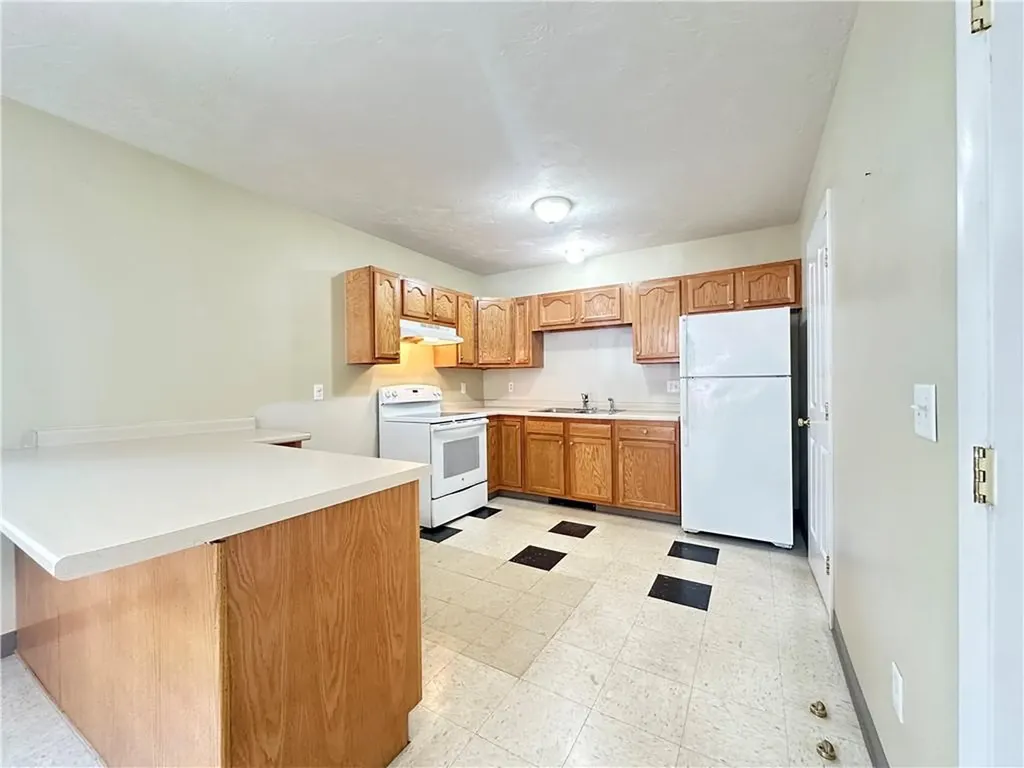 8 Bosworth Street Providence RI 02909