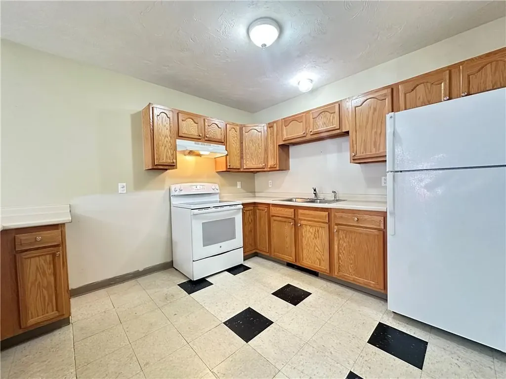 8 Bosworth Street Providence RI 02909