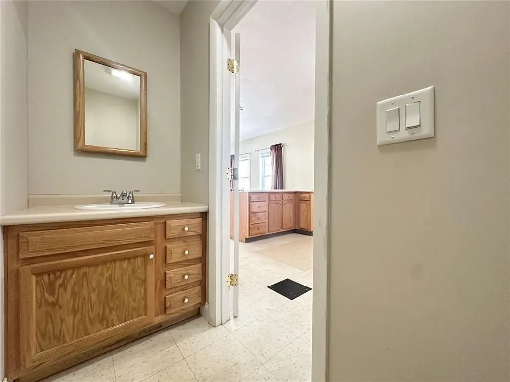 8 Bosworth Street Providence RI 02909